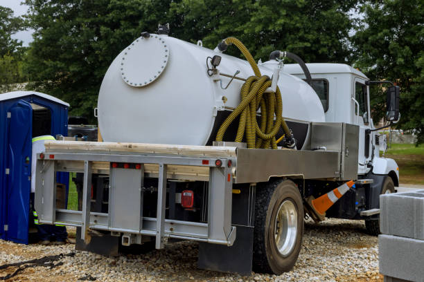 Best Portable restroom trailer rental  in Marlow, OK